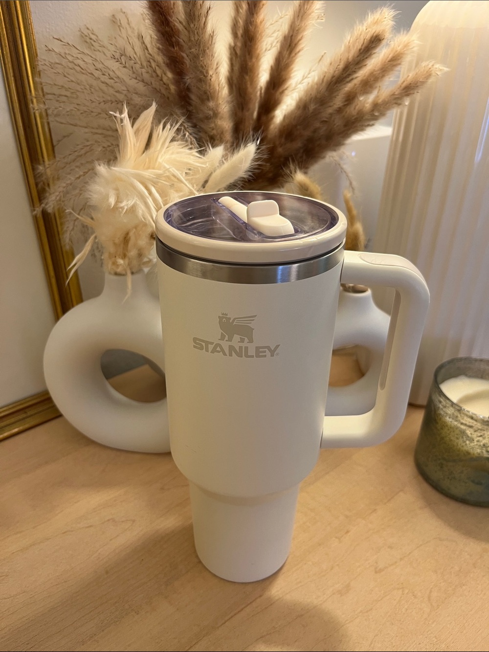 Stanley White Insulated Travel Mug with Handle and Clear Lid